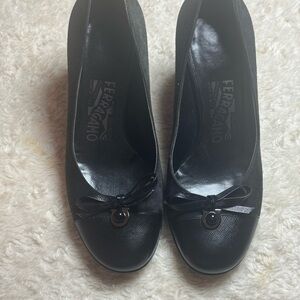 Salvatore Ferragamo Black Leather Bow Flats with Gancini Accent